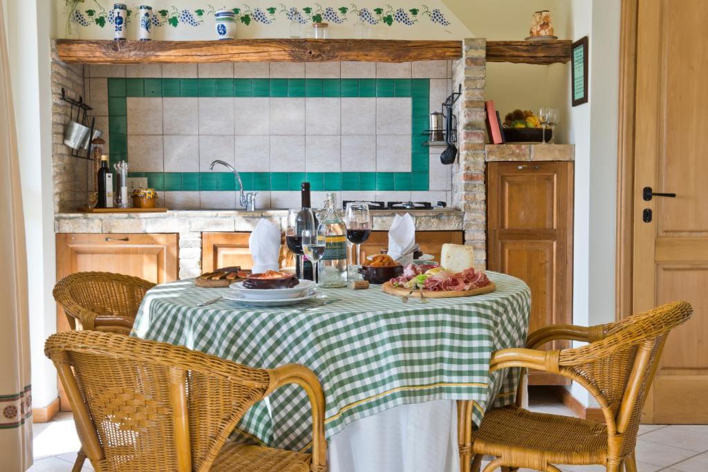 Castelnuovo Di Porto Agriturismo Valle Siriaca מראה חיצוני תמונה