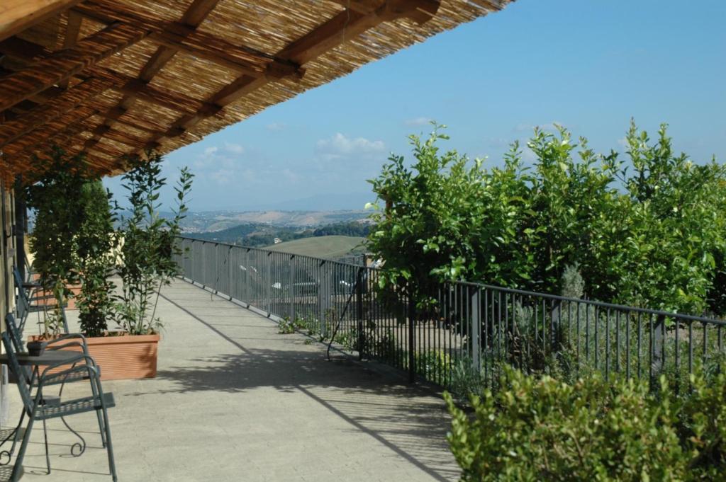 Castelnuovo Di Porto Agriturismo Valle Siriaca חדר תמונה